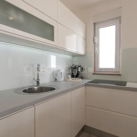 Luxury Sea & View Dammi Apartment *