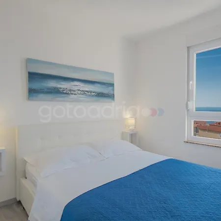 Luxury Sea & View Dammi